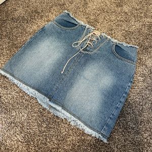Frayed Hem Mini Jean Skirt